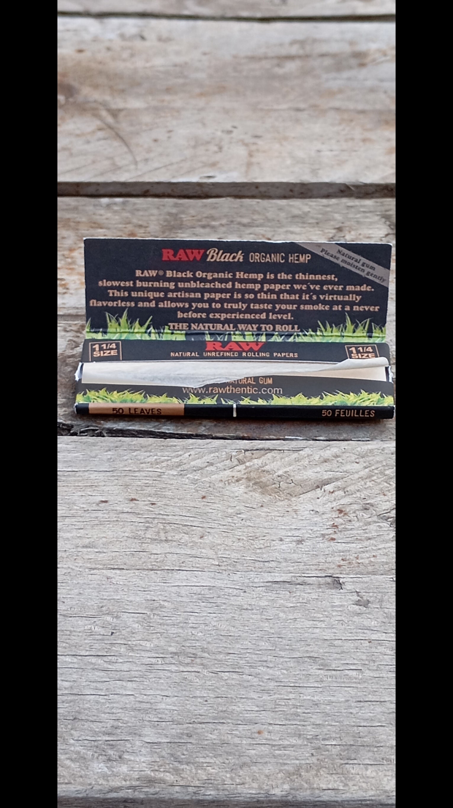 Raw Black Small Paper without Filter